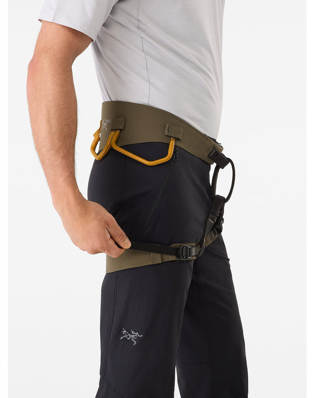 AR-395A Harness Men's