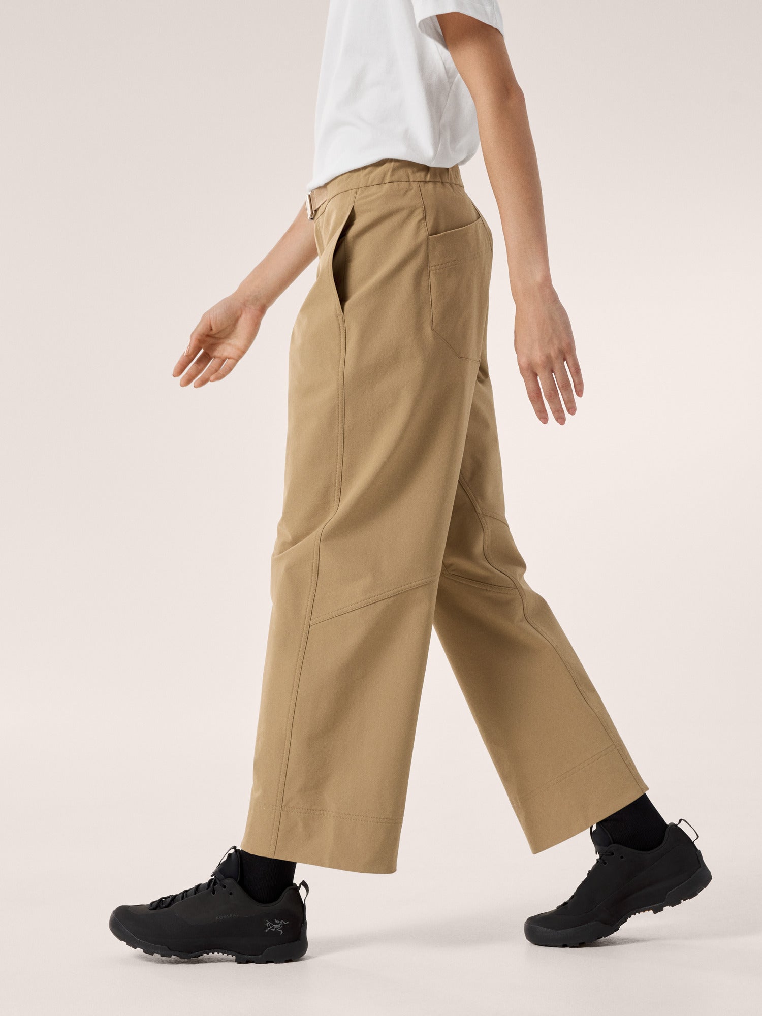 Nia Pant Women's