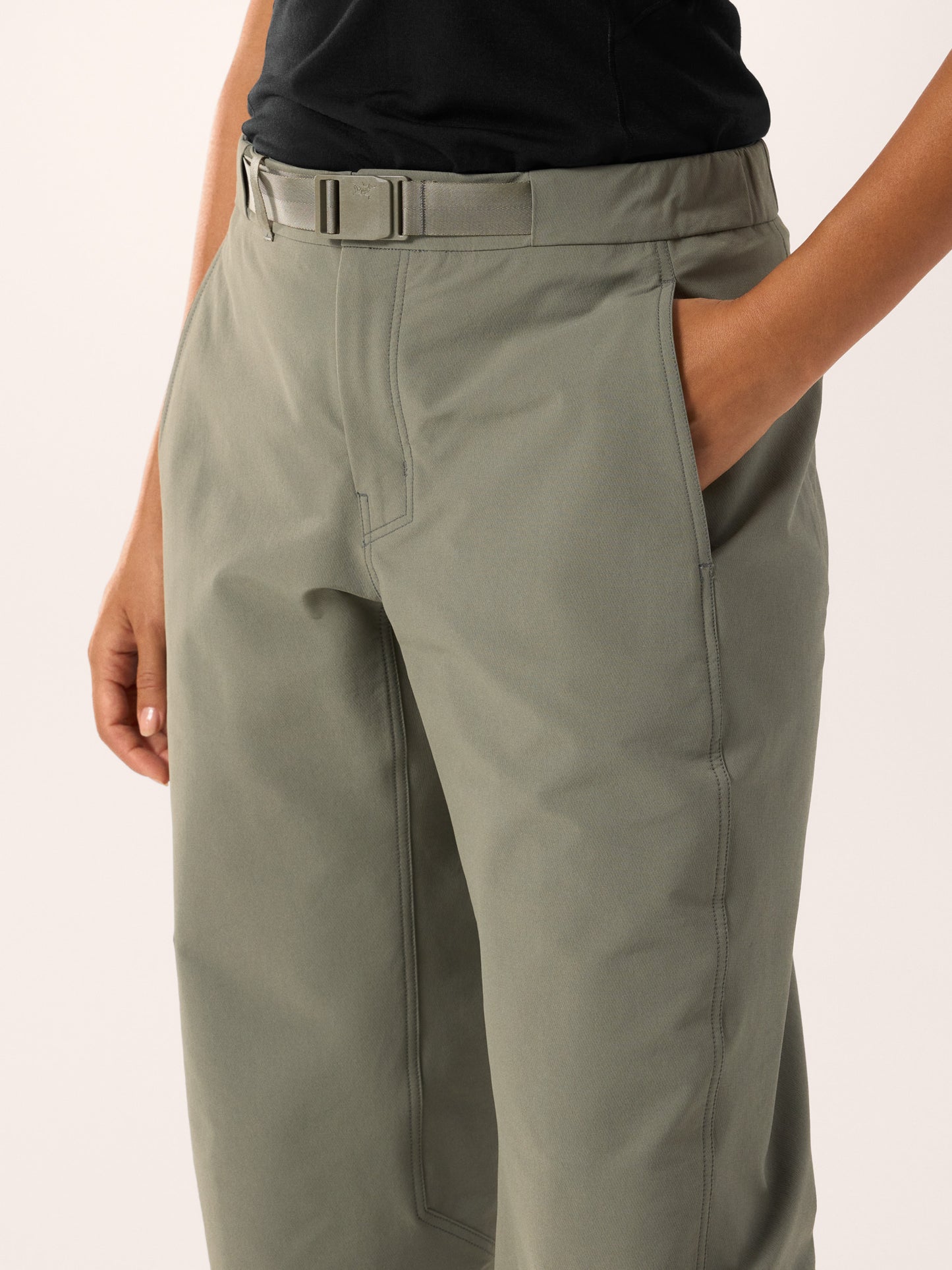 Nia Pant Women's