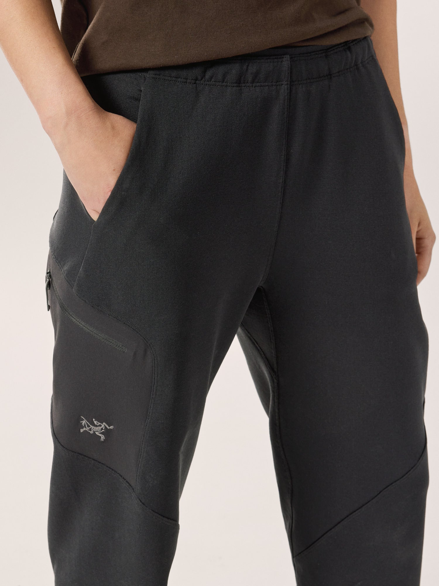 Aestas Jogger Women's