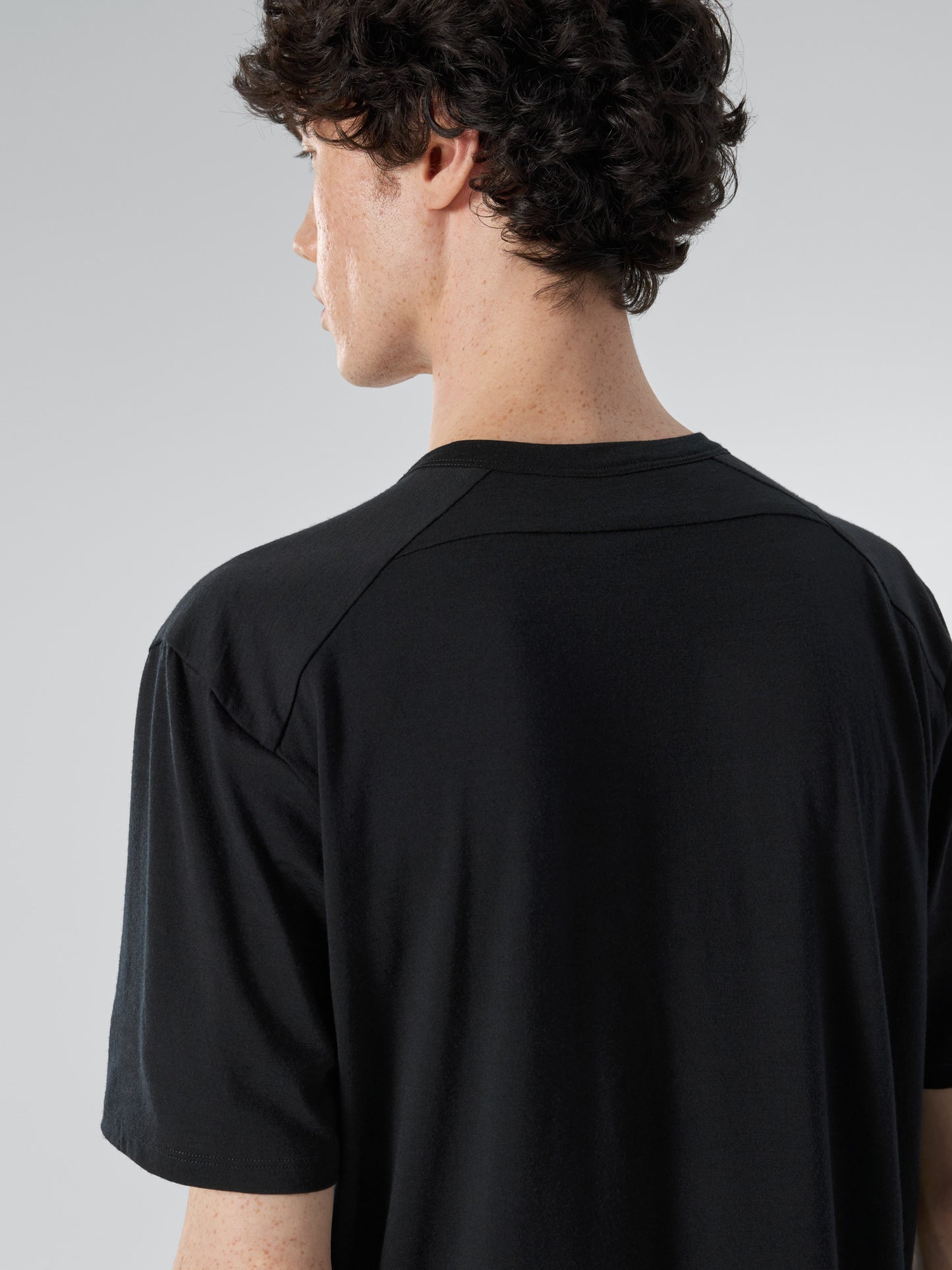 Frame SS Shirt Men's Black - Arc'teryx Australia
