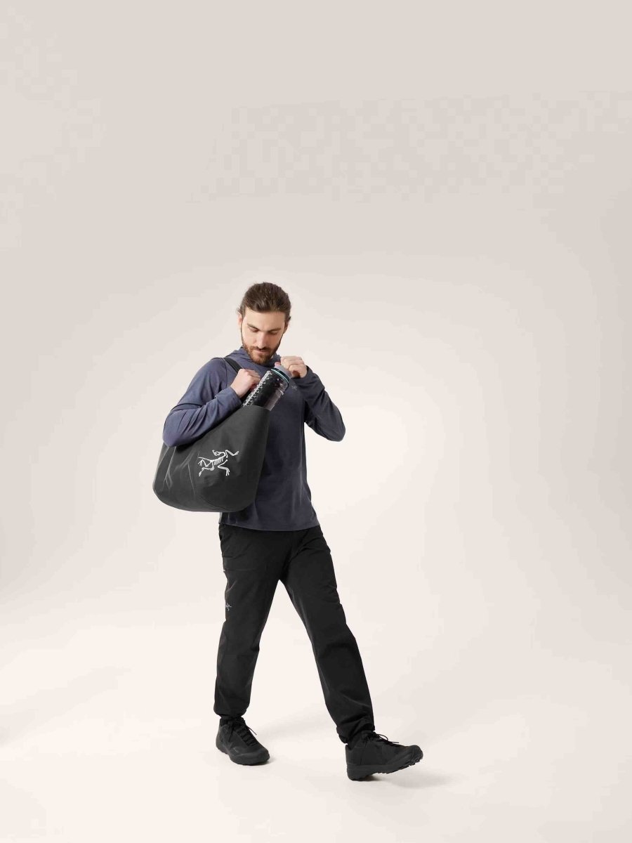 Carrier 45 Gear Tote Black - Arc'teryx Australia