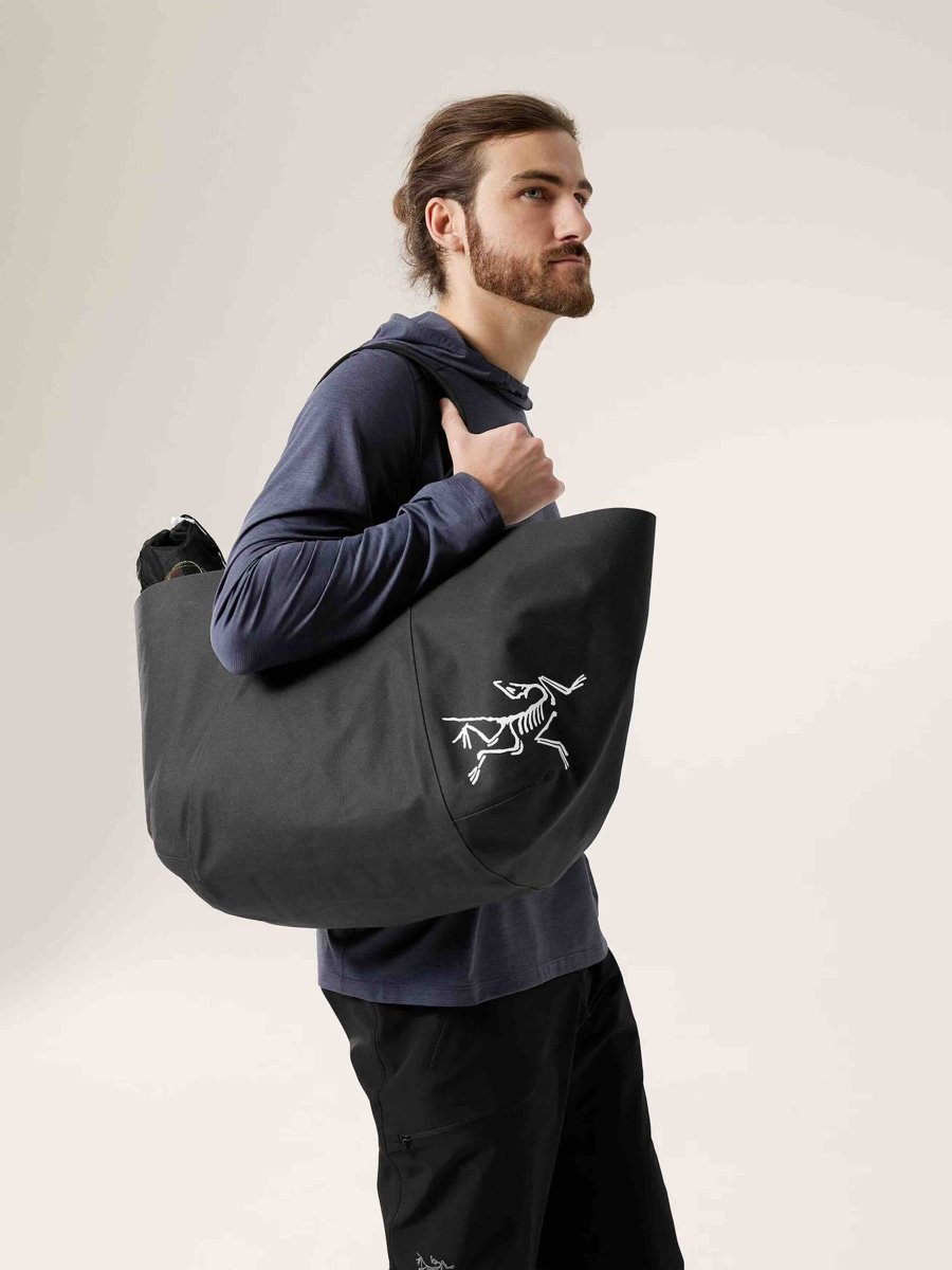 Carrier 45 Gear Tote Black - Arc'teryx Australia