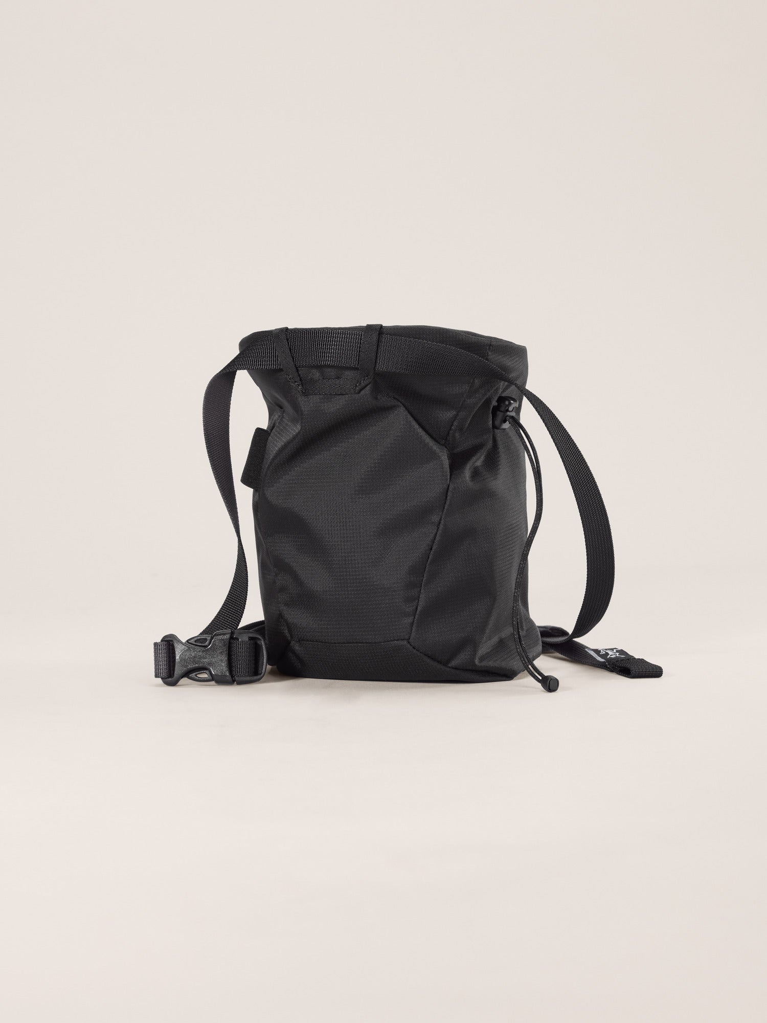 Ion Lightweight Chalk Bag Black - Arc'teryx Australia