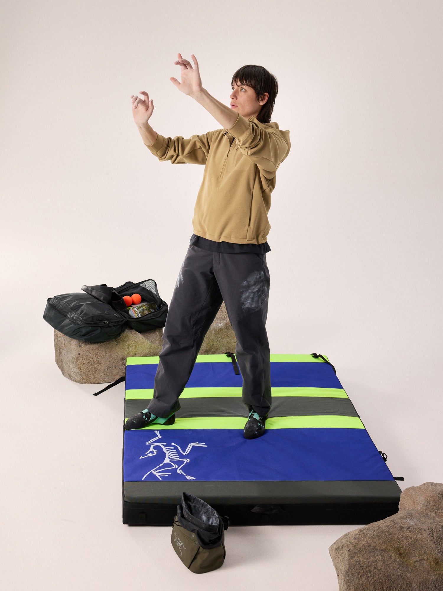 Aestas Pullover Hoody Women's