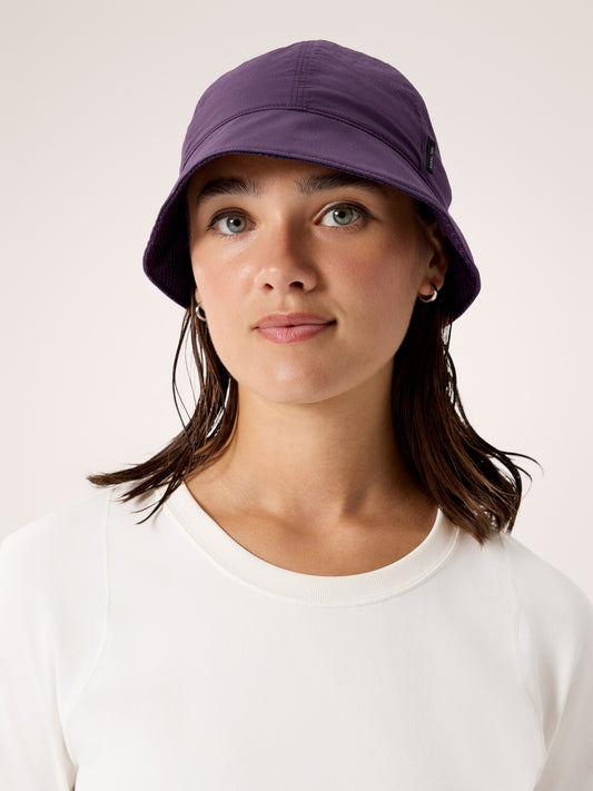 Sinsola Short Brim Bucket Hat