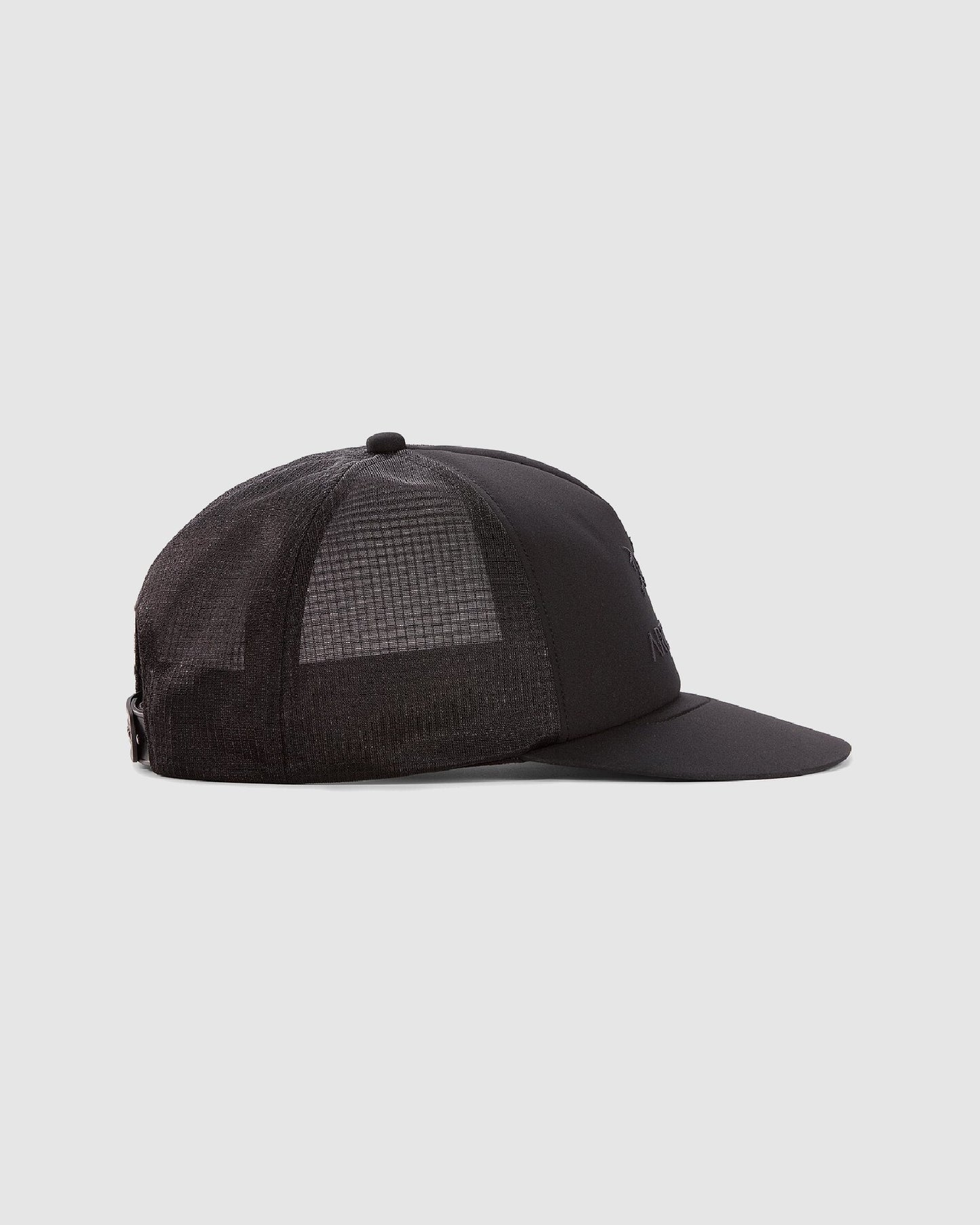 Logo Flat Brim Trucker Hat [final sale]